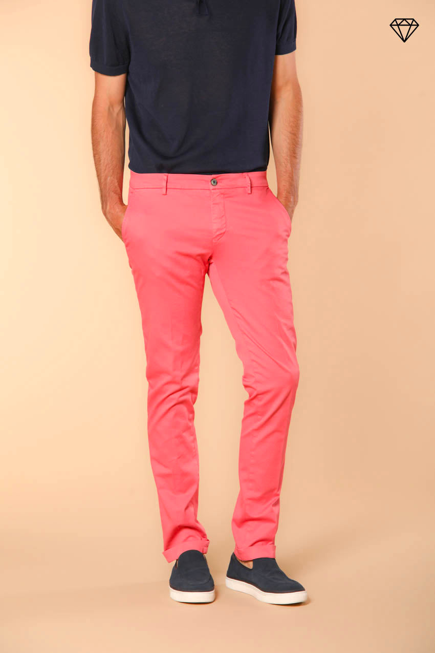 Milano pantalón chino hombre en algodón pima extra slim fit ①