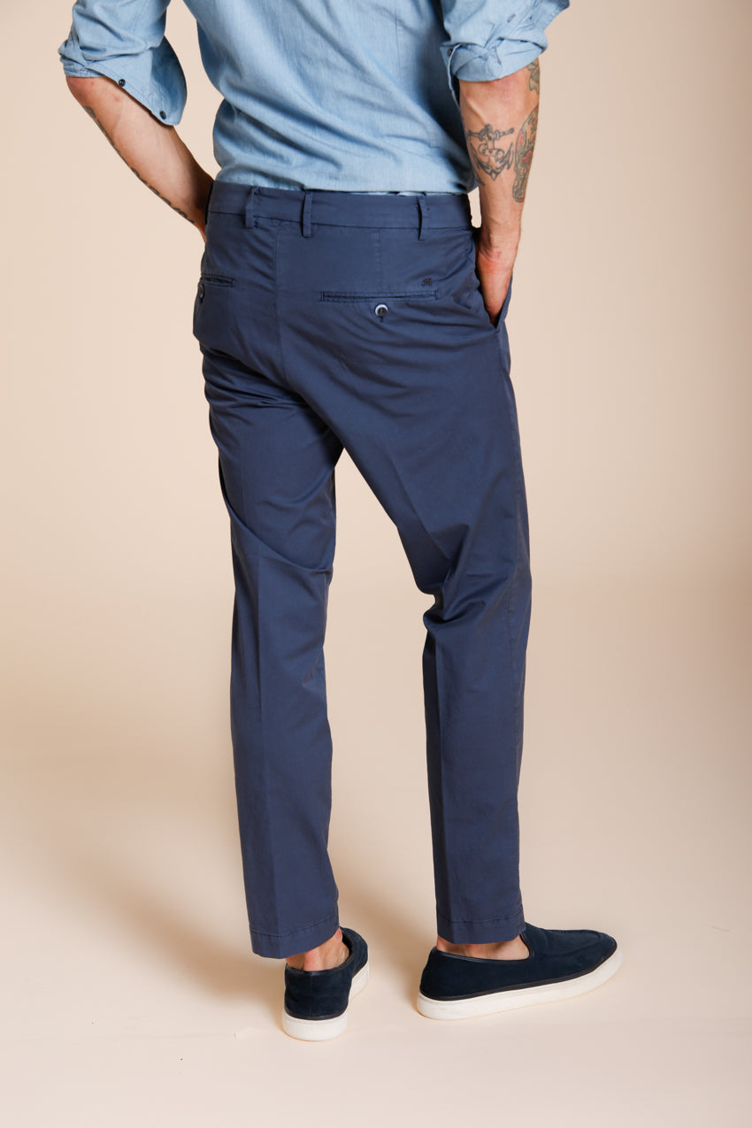 Milano pantalón chino hombre en gabardina stretch extra slim fit ①