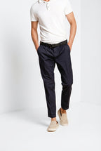 Milano pantalón chino hombre en gabardina stretch extra slim fit ①