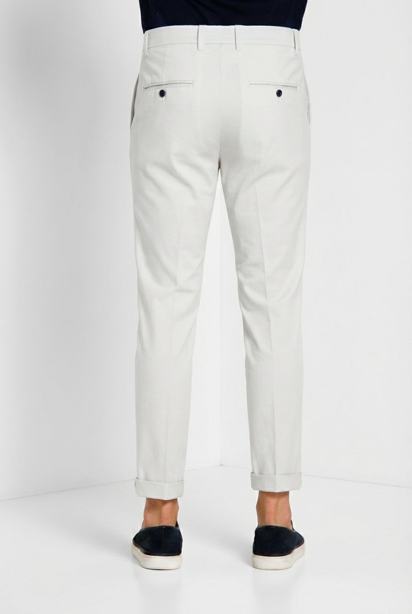 Milano pantalone chino uomo in gabardina stretch extra slim fit ①
