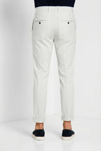 Milano pantalone chino uomo in gabardina stretch extra slim fit ①