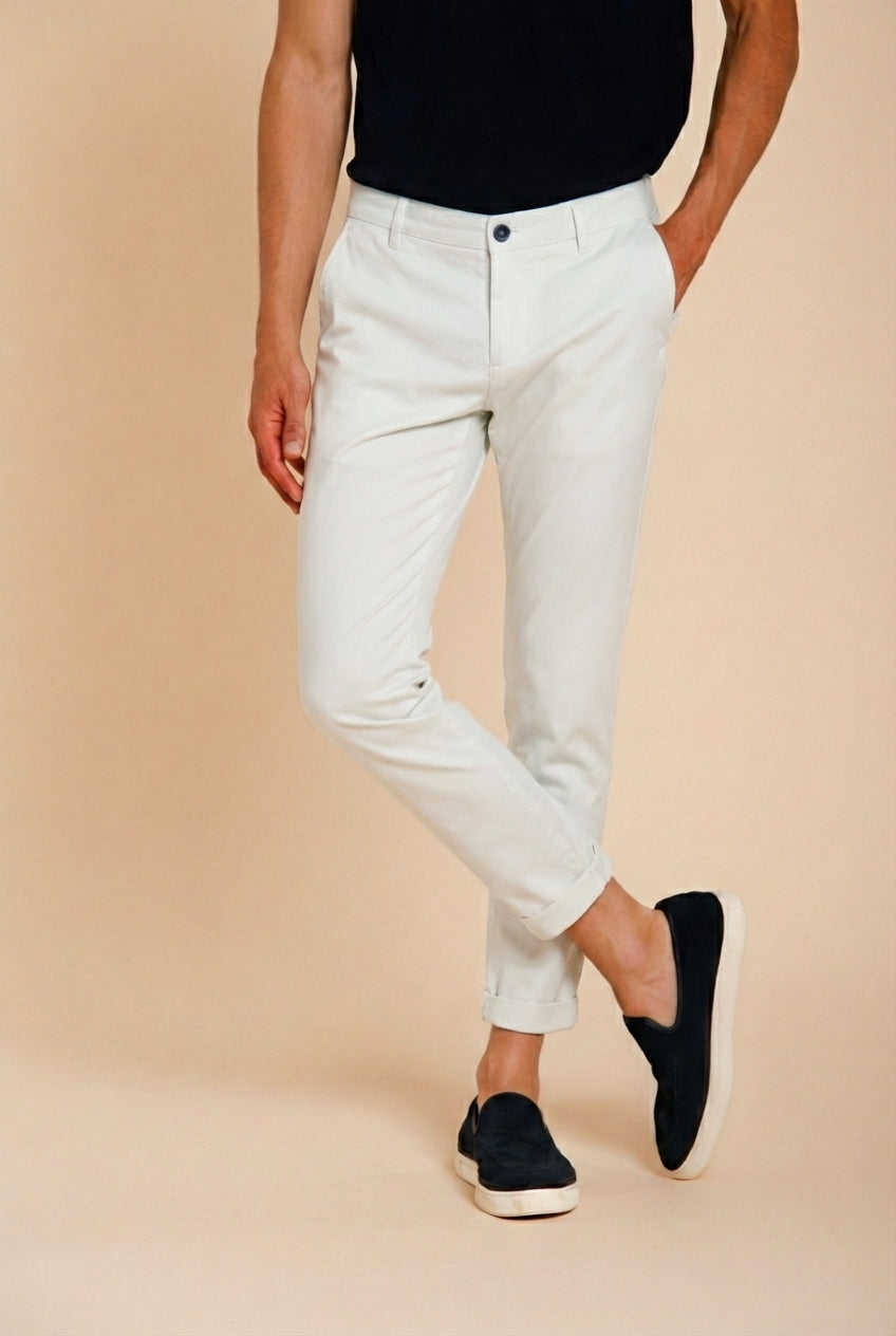 Milano pantalon chino homme en gabardine stretch extra slim fit ①