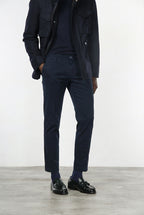 Pantalón chino Milano para hombre en gabardina stretch extra slim fit ①