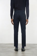 Pantalón chino Milano para hombre en gabardina stretch extra slim fit ①
