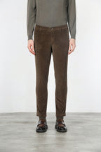 Milano pantalón chino de hombre en pana 500 rayas, extra slim fit ①