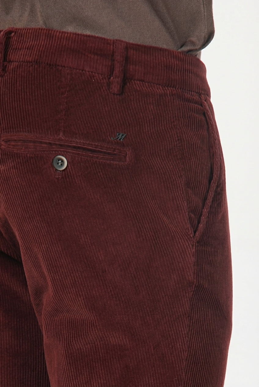 Milano men’s chino pants in 500-wale velvet with extra slim fit ①
