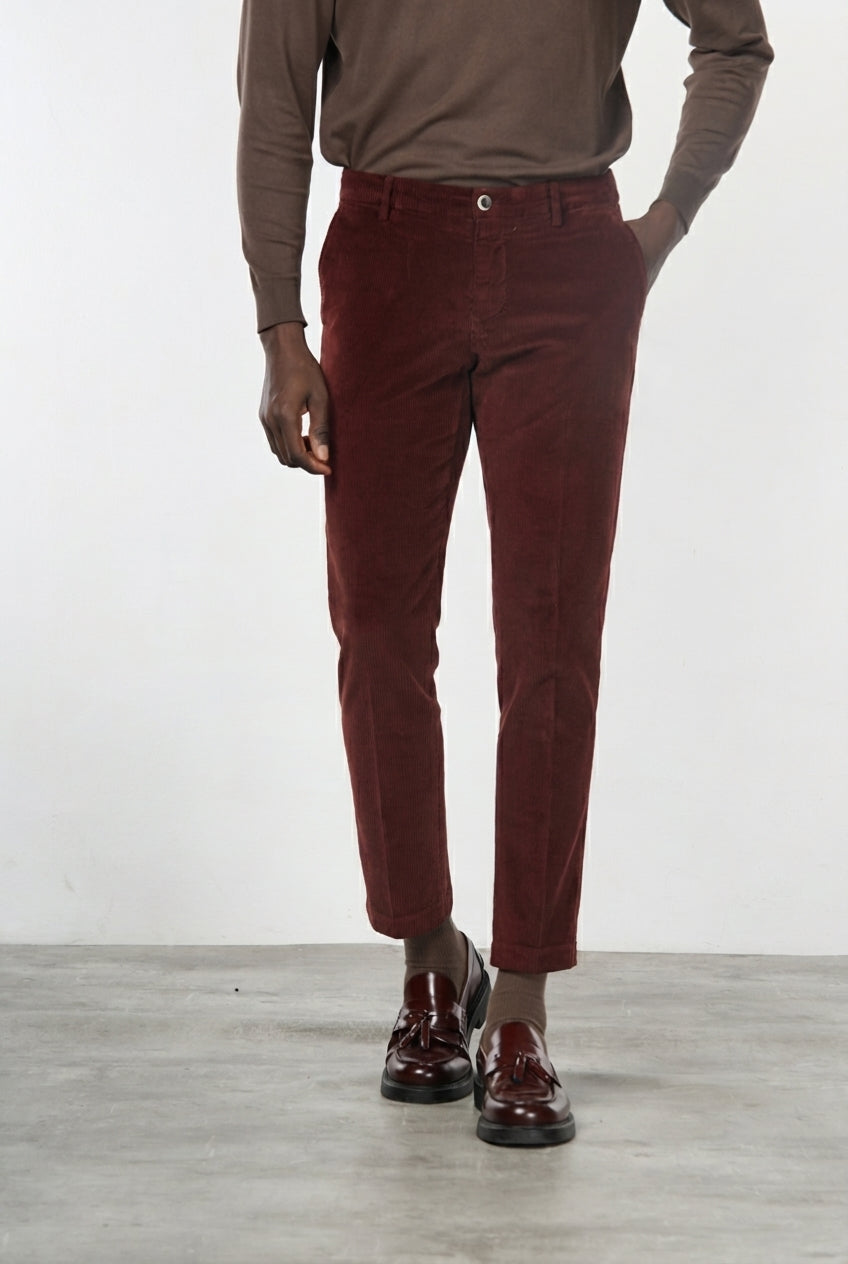 Milano men’s chino pants in 500-wale velvet with extra slim fit ①
