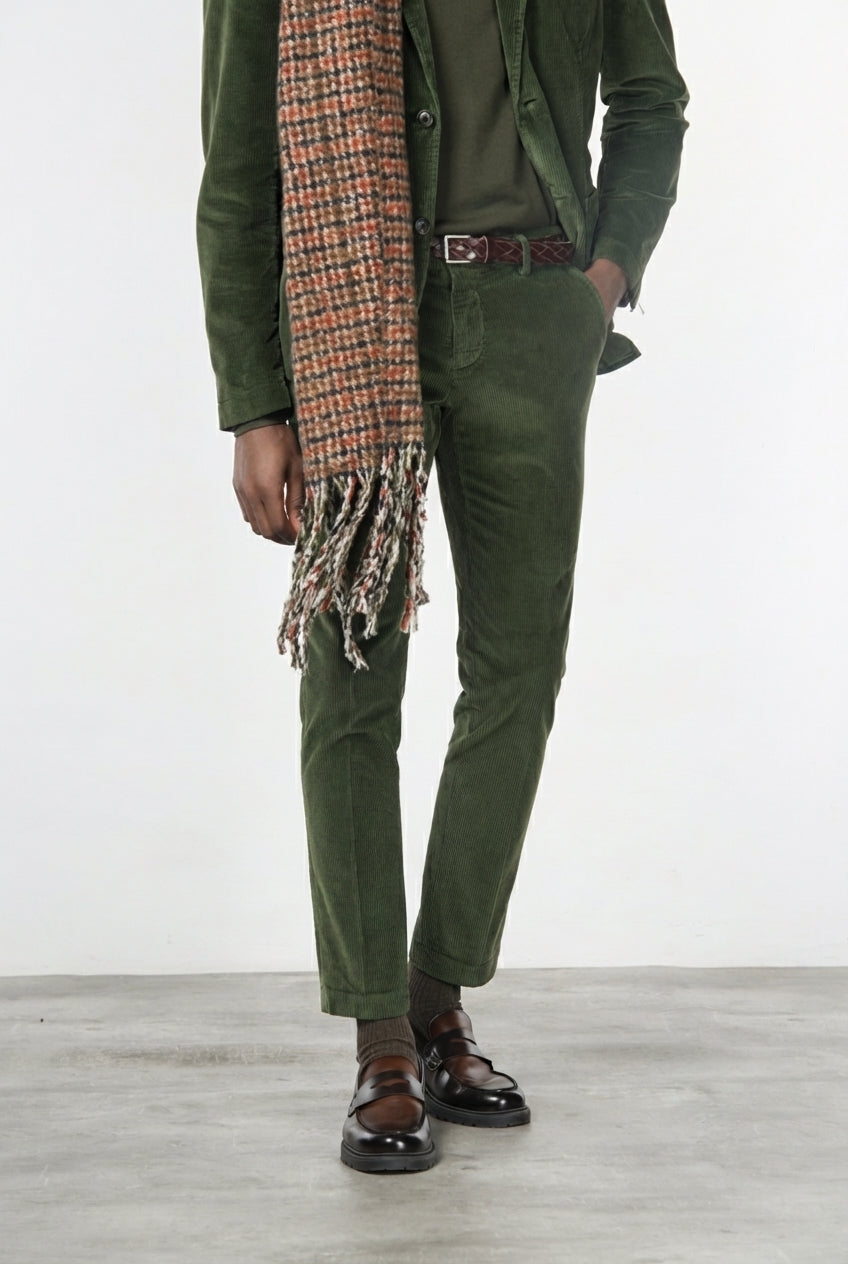 Milano pantalón chino de hombre en pana 500 rayas, extra slim fit ①