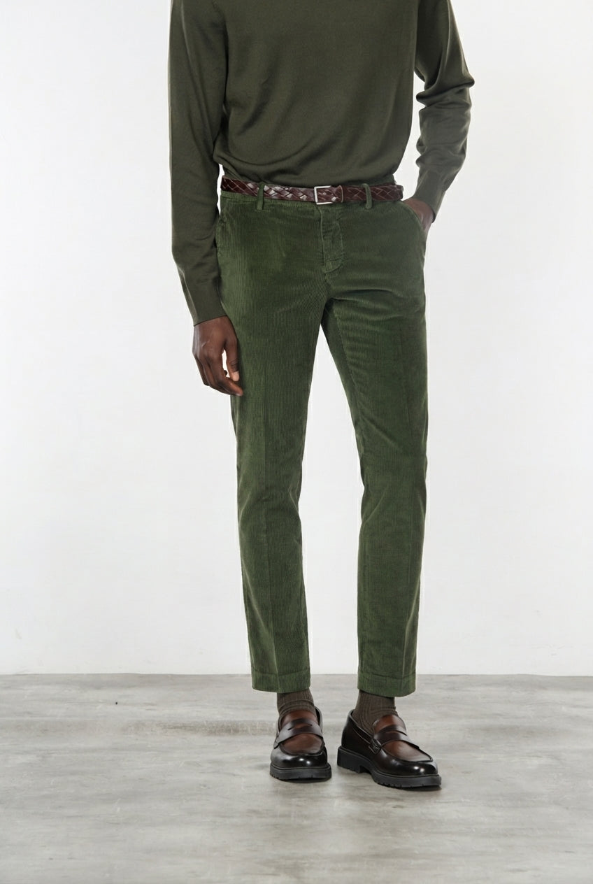 Milano pantalón chino de hombre en pana 500 rayas, extra slim fit ①