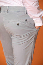 Milano Essential Pantalon chino homme en coton pima twill stretch coupe extra slim fit