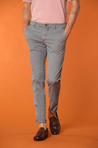 Milano Essential pantalón chino en algodón pima twill stretch extra slim fit