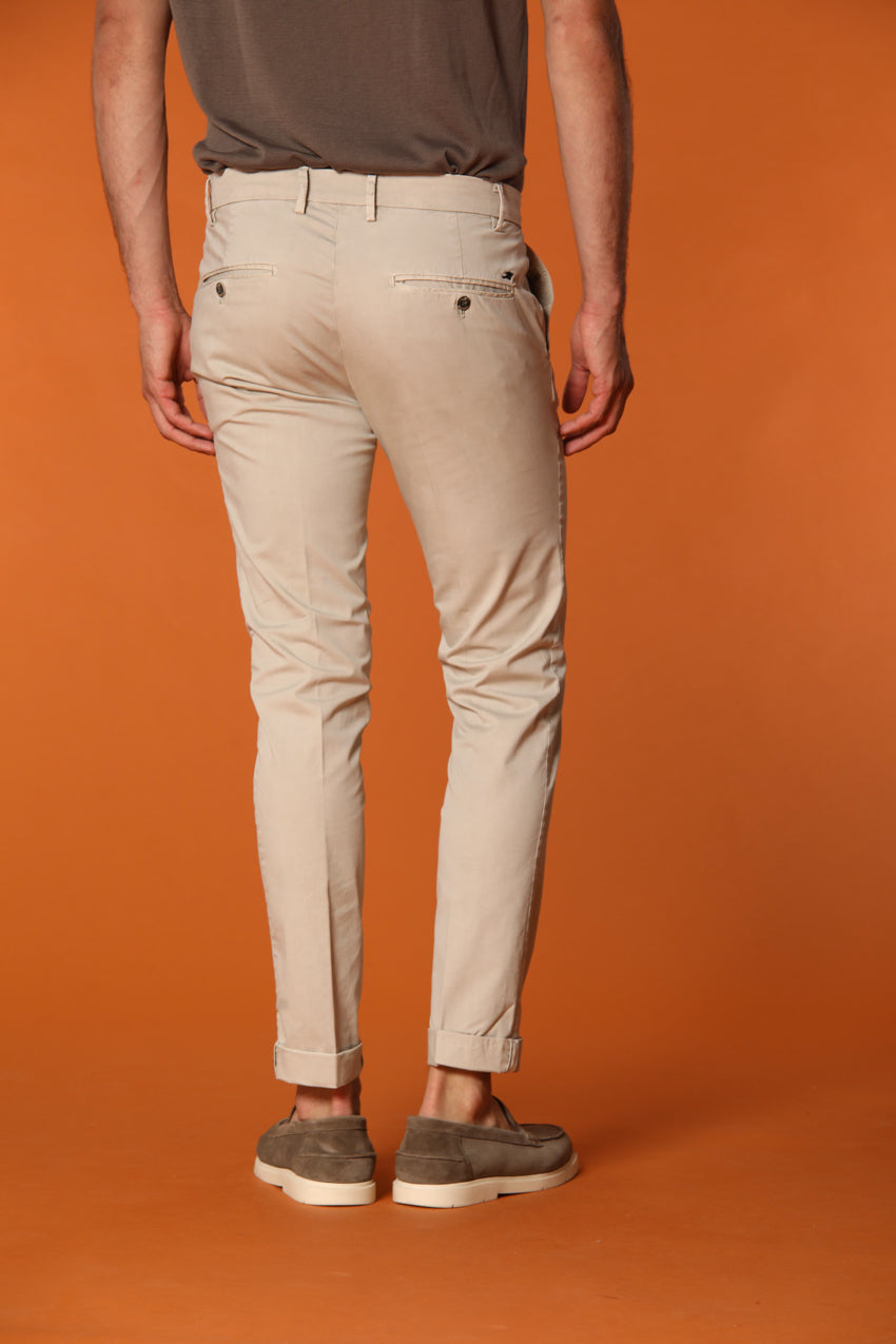 Milano Essential pantalón chino en algodón pima twill stretch extra slim fit