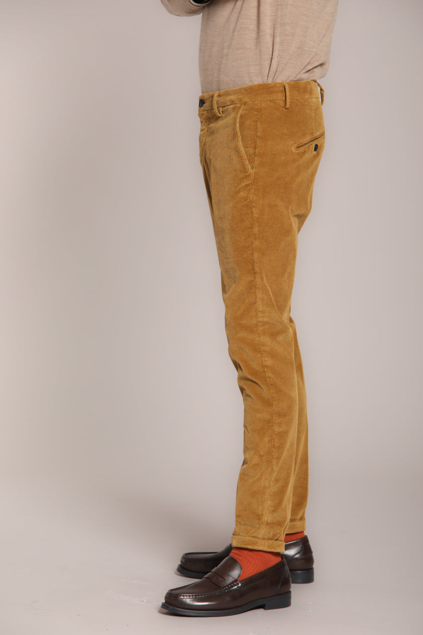 Osaka men's chino pants in 500-line corduroy carrot fit