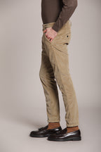 Foto 4 Osaka pantalone chino uomo in velluto 500 righe carrot fit