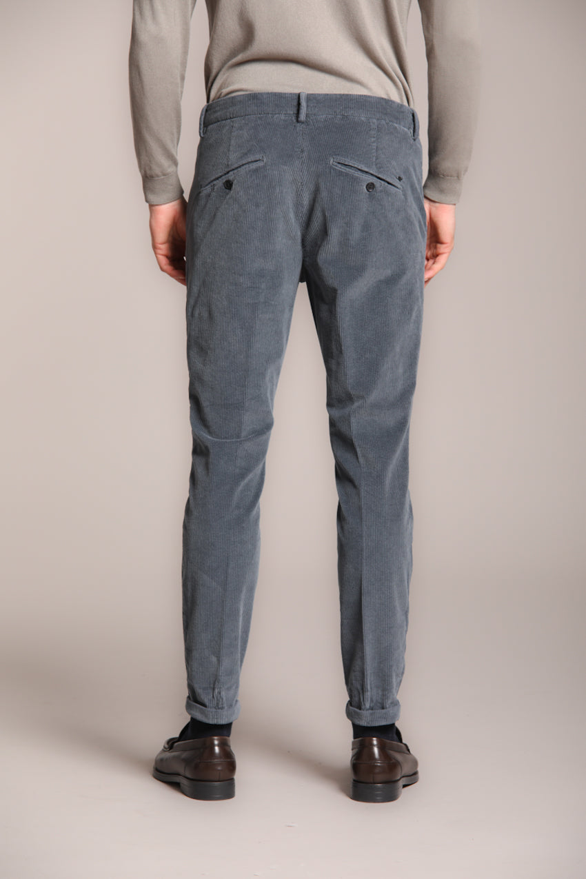 Osaka men's chino pants in 500-line corduroy carrot fit