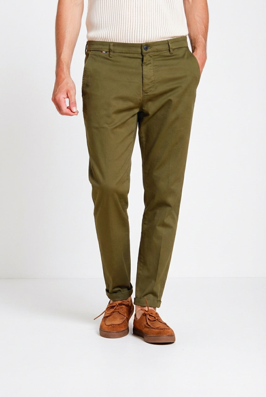 Osaka men's chino pants in fine cotton and lyocell tricotina carrot fit