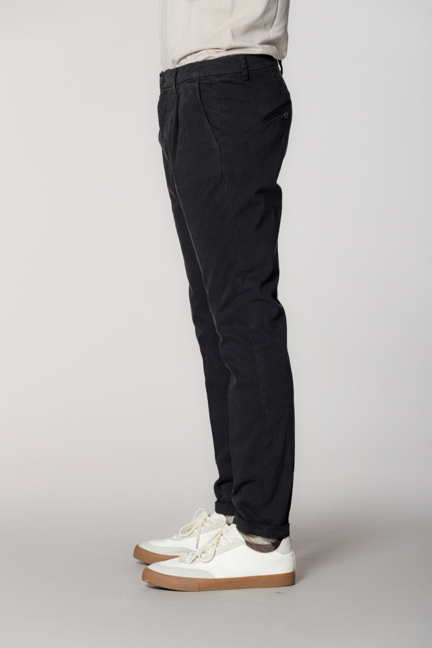 Osaka 1 Pinces men's chino pants in cotton silk carrot fit