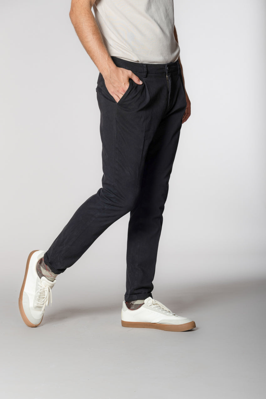 Osaka 1 Pinces pantalón chino hombre en algodón seda carrot fit