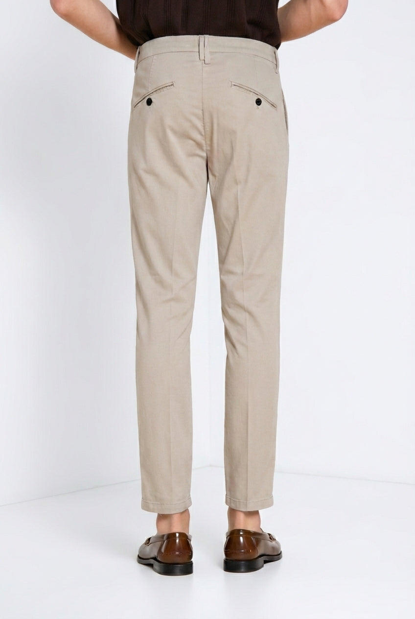 Osaka 1 Pinces men's chino pants in cotton and silk satin carrot fit ①