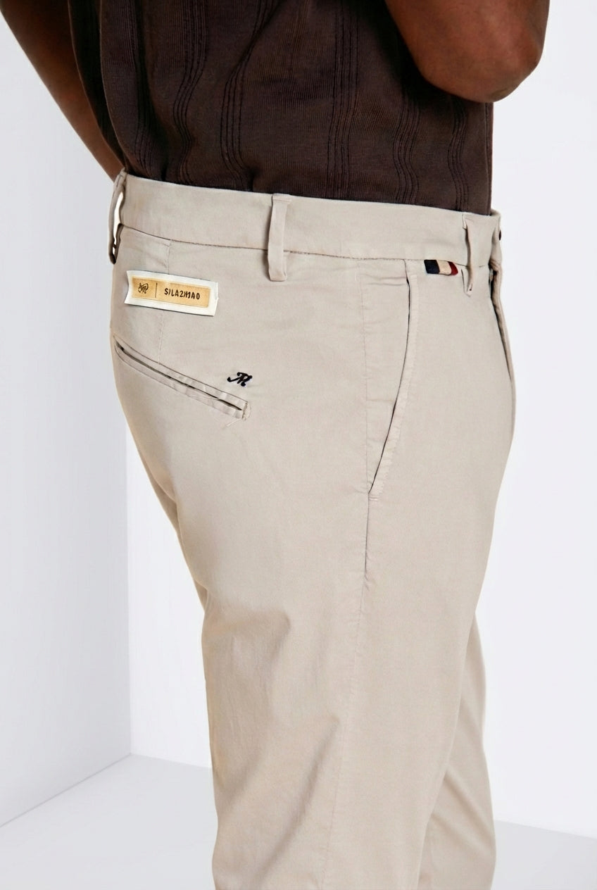 Osaka 1 Pinces men's chino pants in cotton and silk satin carrot fit ①