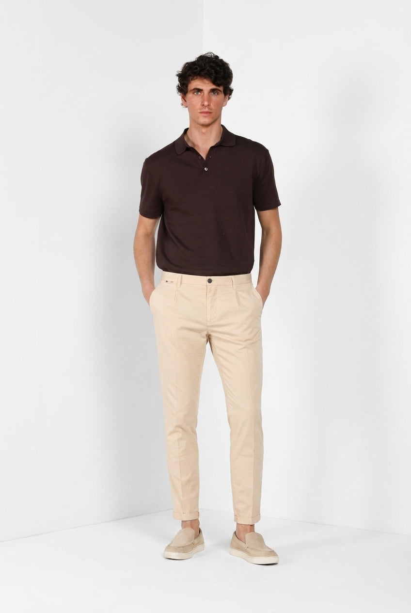 Osaka 1 Pinces pantalon chino homme en satin de coton et soie carrot fit ①