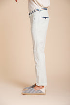 Torino Summer pantalón chino hombre en twill de algodón y lyocell slim fit