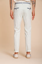 Torino Summer pantalón chino hombre en twill de algodón y lyocell slim fit