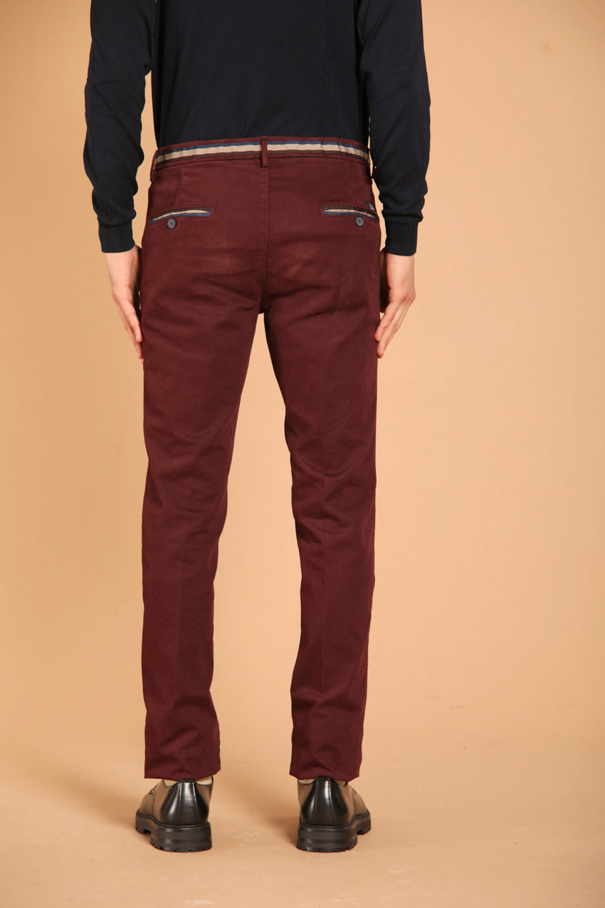 immagine 5 di pantalone chino uomo, modello Torino Winter, di colore bordeaux, fit slim di Mason's