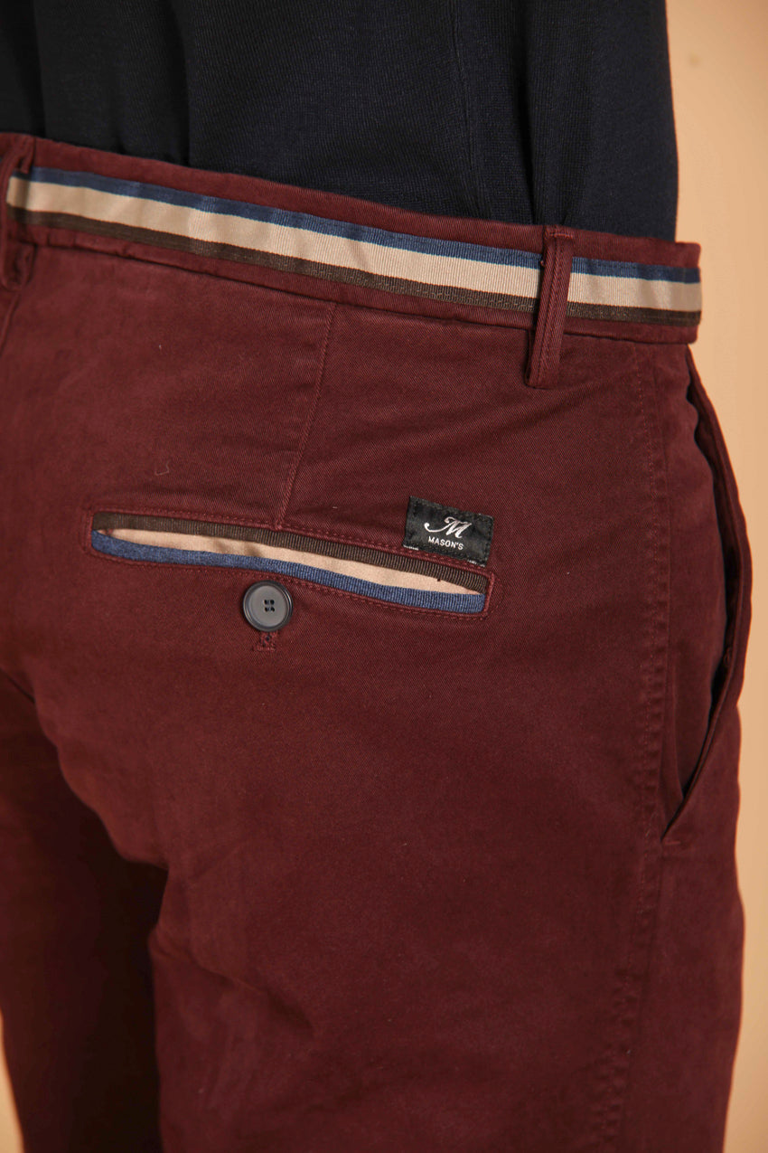 immagine 4 di pantalone chino uomo, modello Torino Winter, di colore bordeaux, fit slim di Mason's
