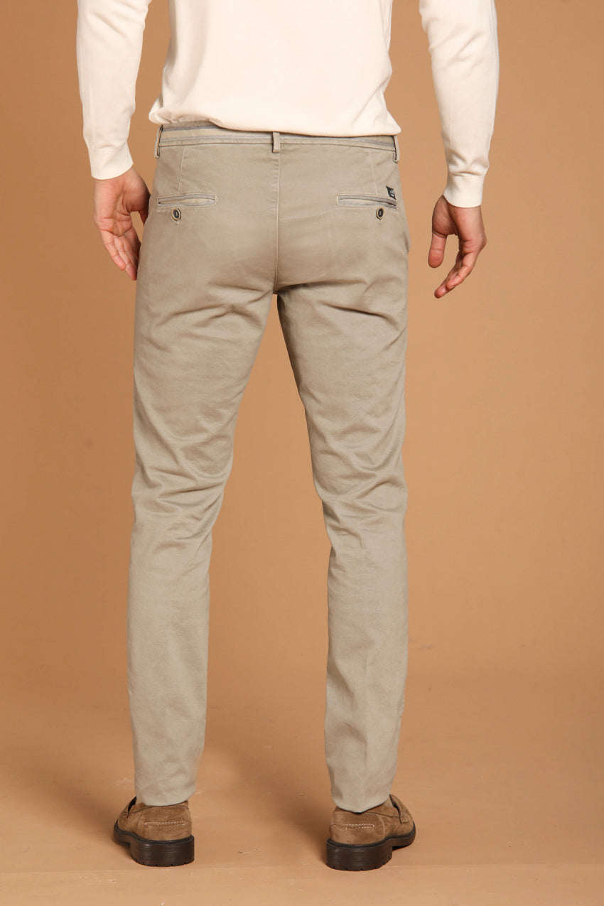 immagine 5 di pantalone chino uomo modello Torino Winter, di colore salvia, slim fit di Mason's