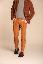 Foto 3 Torino Winter pantalone chino uomo in velluto 1000 righe slim fit
