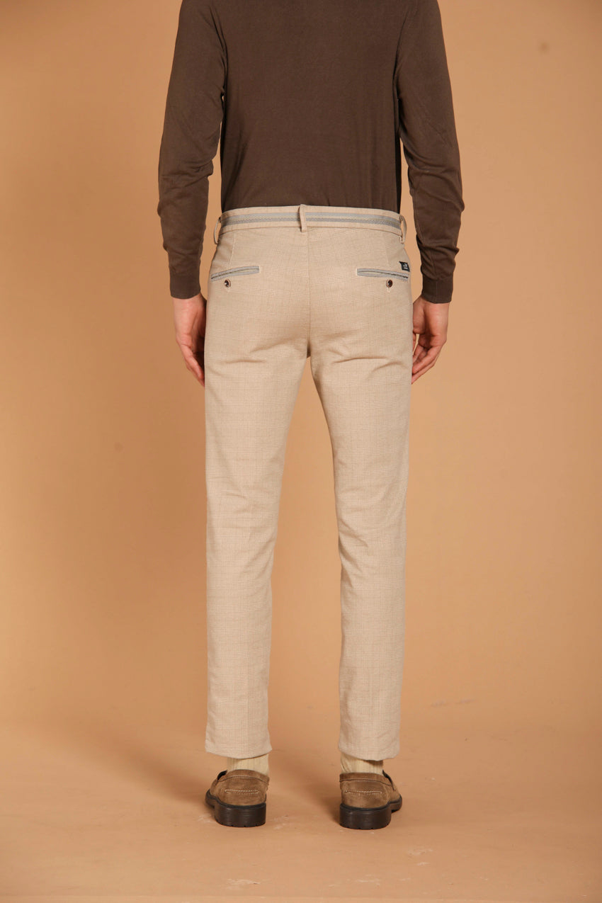 immagine 5 di pantalone chino uomo modello Torino Elegance, pattern galles, colr ghiaccio, fit slim di Mason's