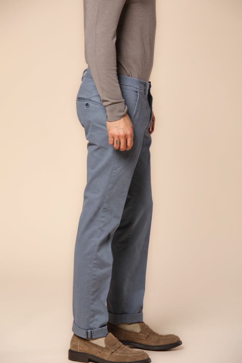 Torino pantalon chino homme en gabardine coupe slim ①.