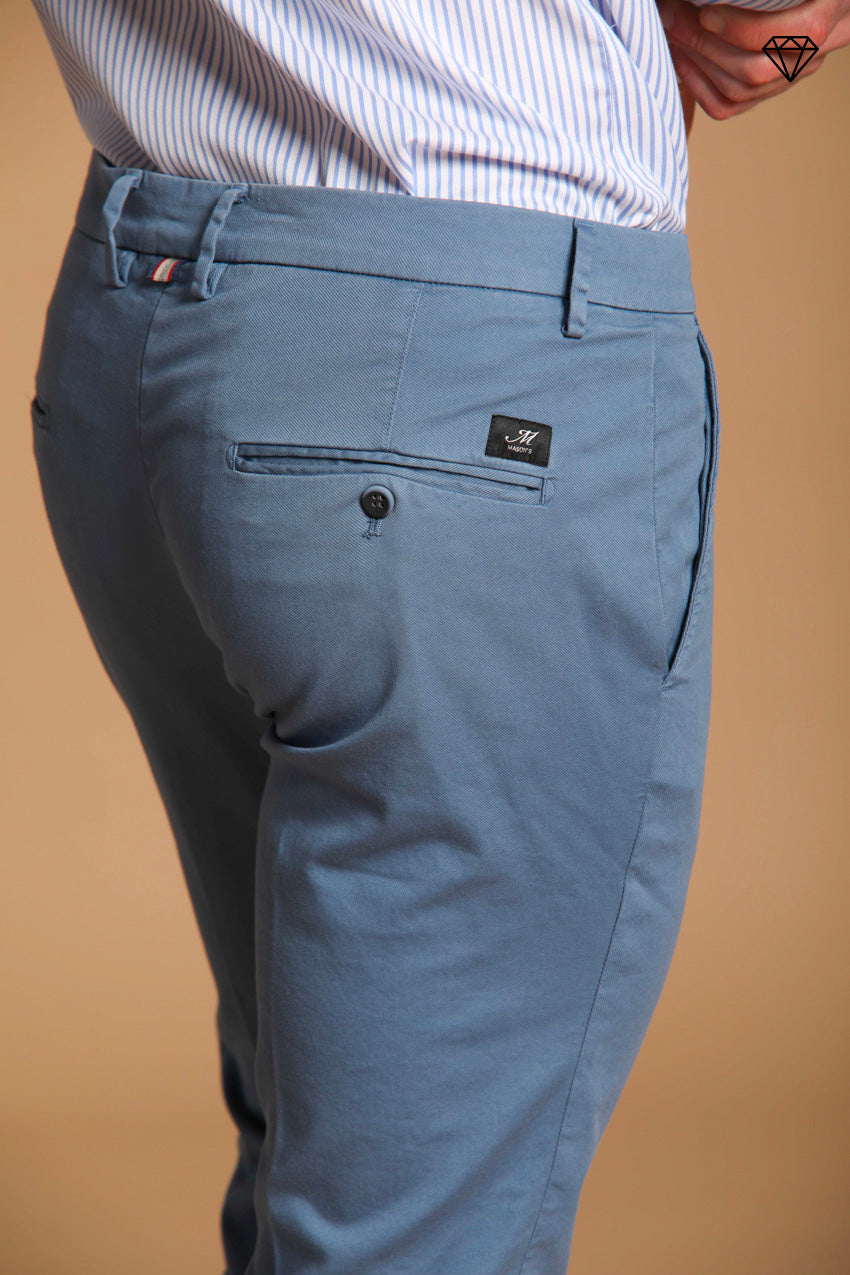 Torino pantalón chino hombre en tricotina de algodón fino y lyocell slim fit ①