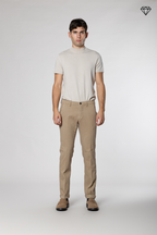 Torino pantalon chino homme en coton cachemire slim fit ①