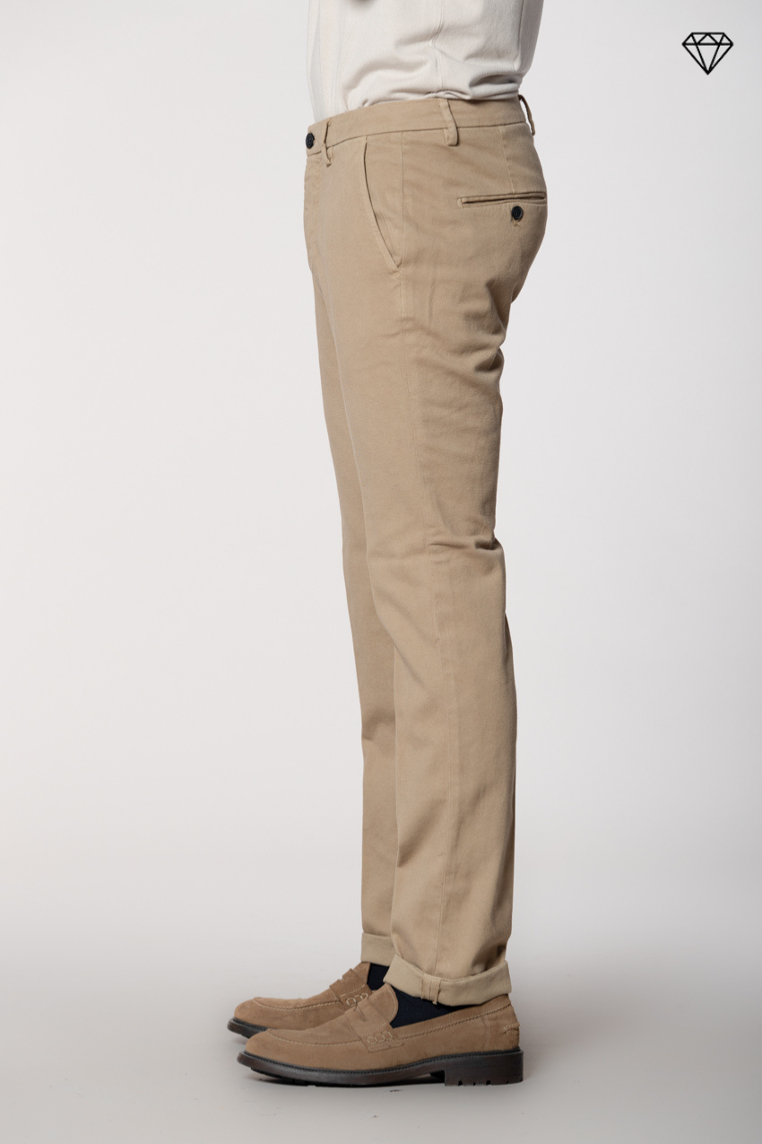 Torino pantalon chino homme en coton cachemire slim fit ①