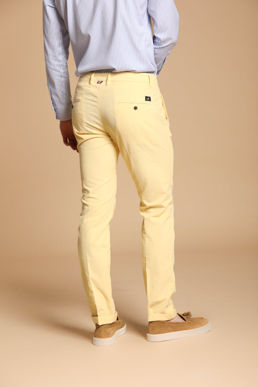 Torino pantalón chino hombre sartorial en terciopelo ligero slim fit