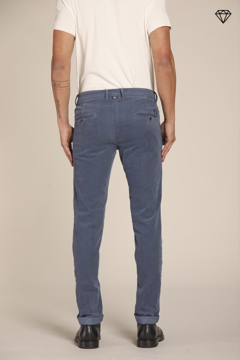 Torino pantalón chino hombre en pana 1500 rayas ajuste slim ①