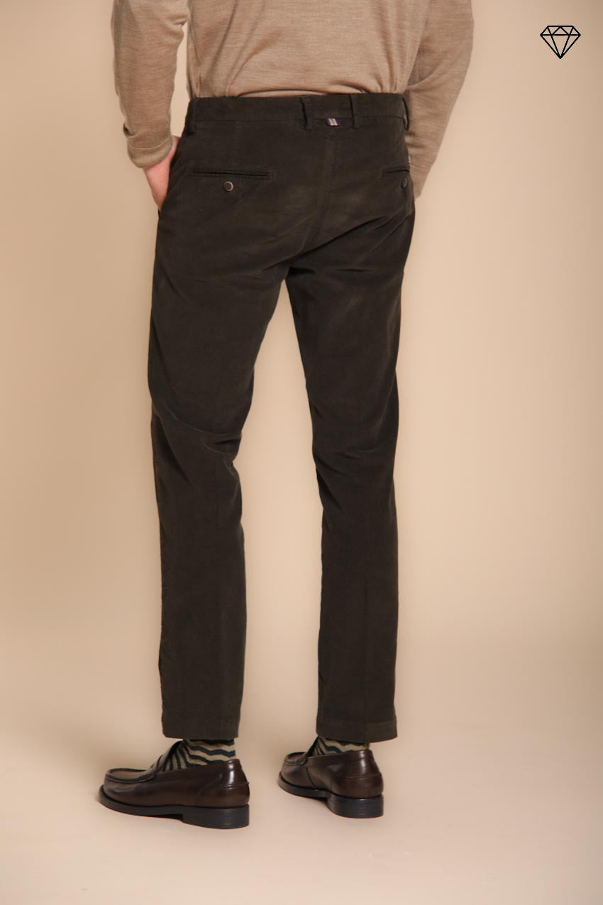 Torino pantalón chino hombre en pana 1500 líneas slim fit ①