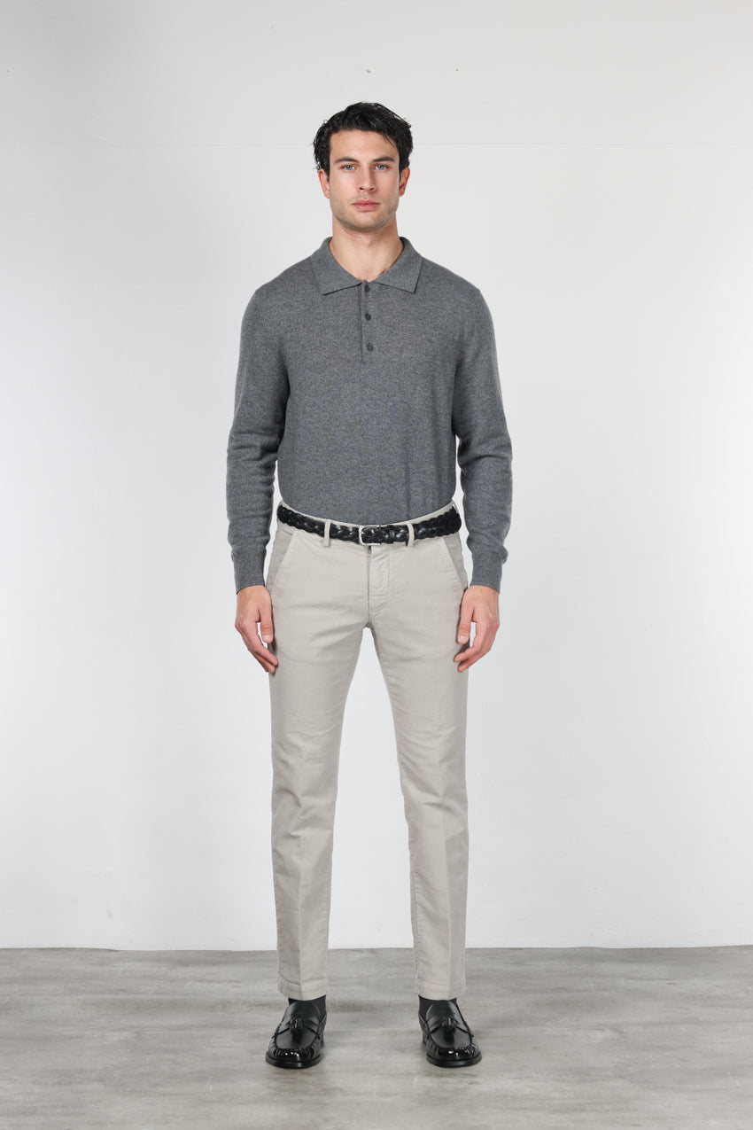 Torino pantalón chino de hombre en pana 1000 rayas, slim fit ①