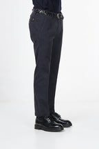 Torino pantalón chino de hombre en pana 1000 rayas, slim fit ①