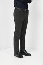 Torino pantalón chino de hombre en pana 1000 rayas, slim fit ①