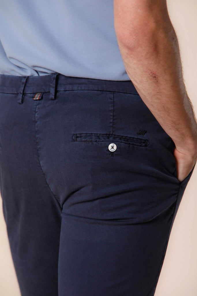 Image 2 of Mason's Torino Summer Color model navy blue cotton twill and tencel men's chino pants
