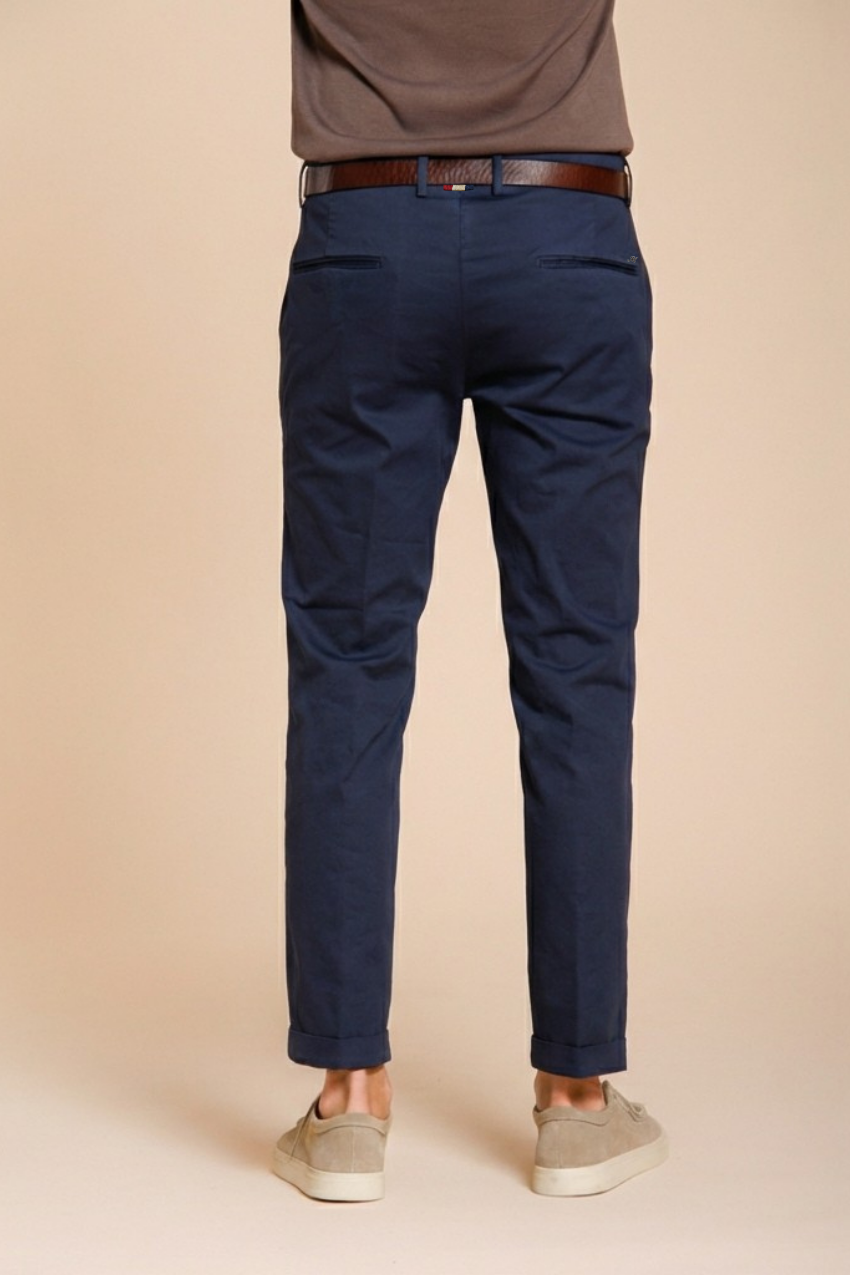 Torino Flex pantalón chino hombre en gabardina stretch slim fit ①