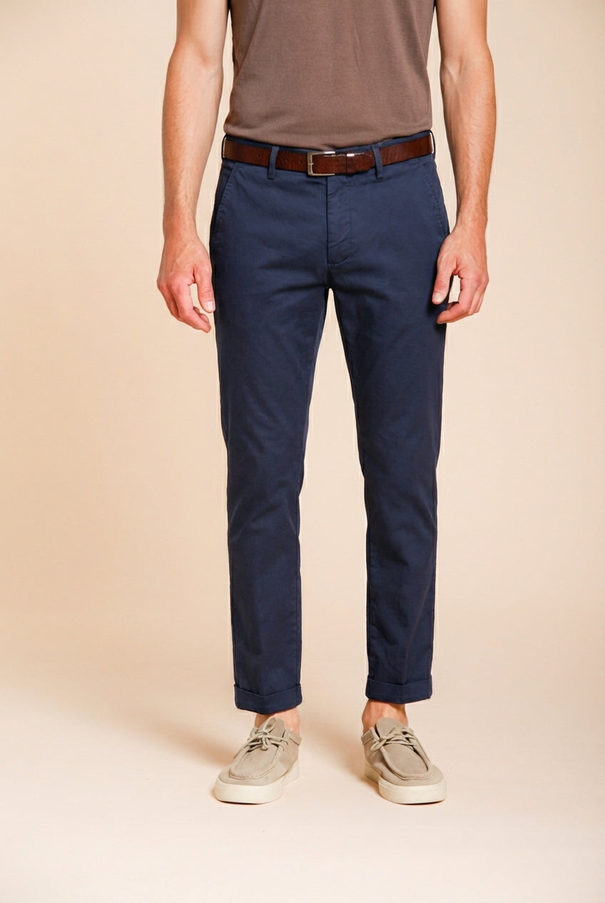 Torino Flex pantalón chino hombre en gabardina stretch slim fit ①