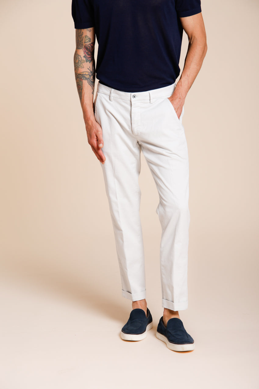 Torino Flex pantalone chino uomo in gabardina stretch slim fit ①