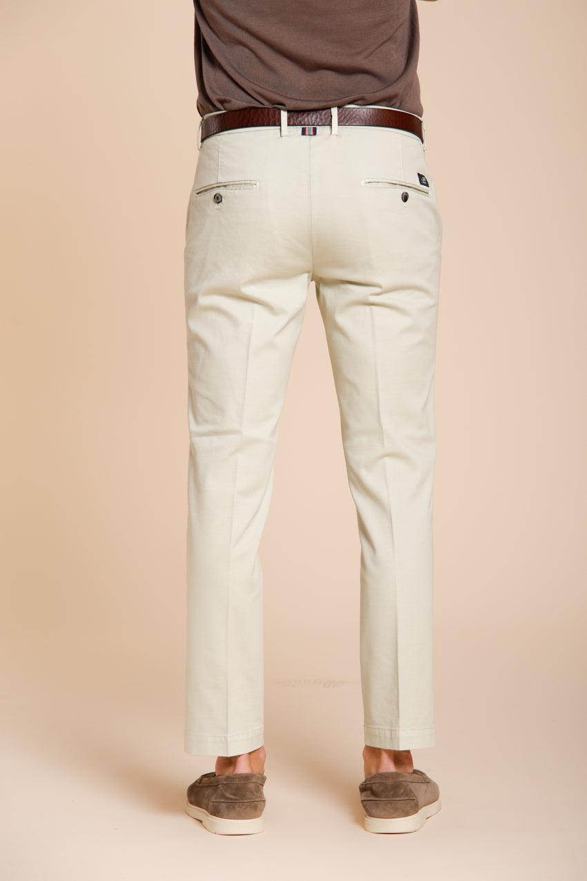 Torino Flex pantalón chino hombre en gabardina stretch slim fit ①