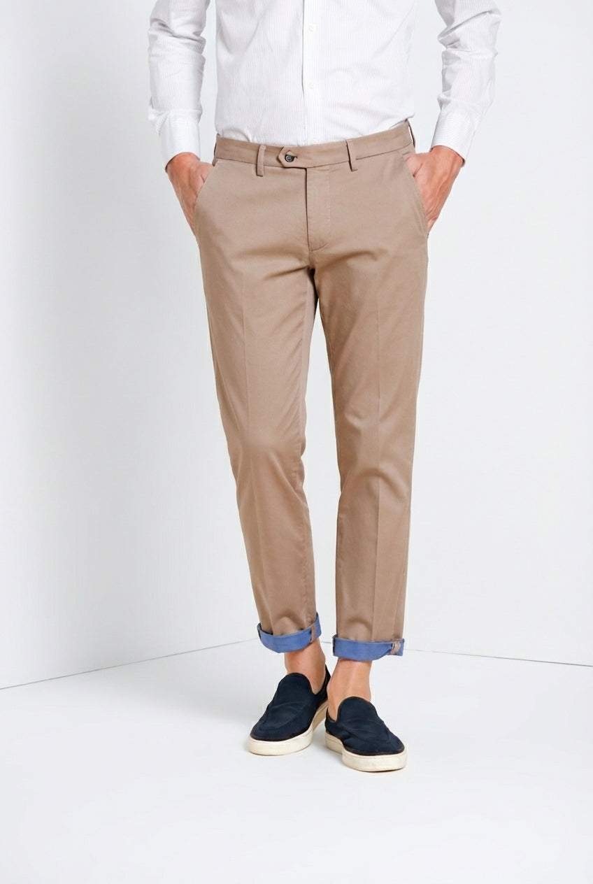 Torino City Travel Hose Chino Herren aus technischem Stretch-Satin slim fit