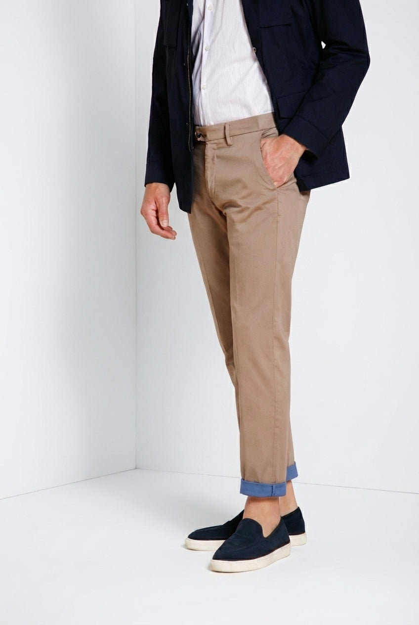 Torino City Travel Hose Chino Herren aus technischem Stretch-Satin slim fit