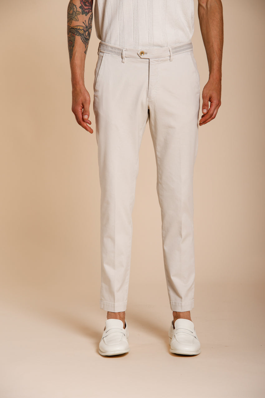 Torino City pantalón chino hombre en tricotina fina de algodón y lyocell slim fit